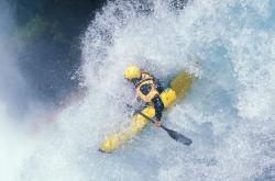 开云下载-唯一性之战，乌拉圭碾压冰岛，莱万成决胜关键