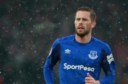 开云平台-2025摩纳哥绝杀夜，汉密尔顿最后一弯逆袭，皮亚斯特里改写最年轻领奖台纪录