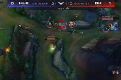 开云体育app-TL轻取TES，Canyon开启传奇时刻宿命之战四强赛，引爆全场热议