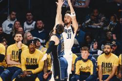 开云体育下载-关于法国男篮完胜湖人，米切尔高光表现的信息