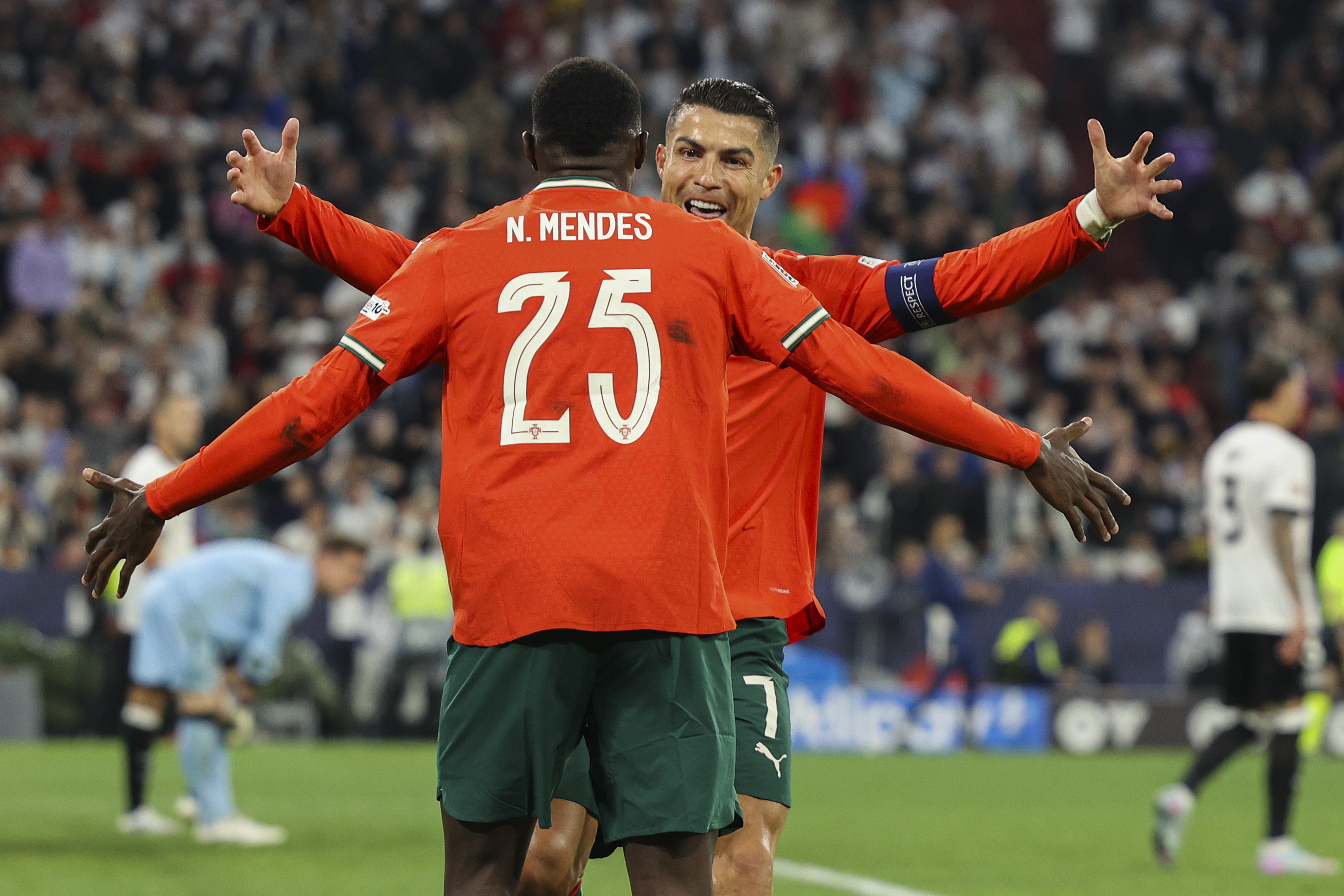 欧国联比赛成为焦点,球员火力全开的简单介绍 欧国联比赛成为焦点,球员火力全开的简单介绍