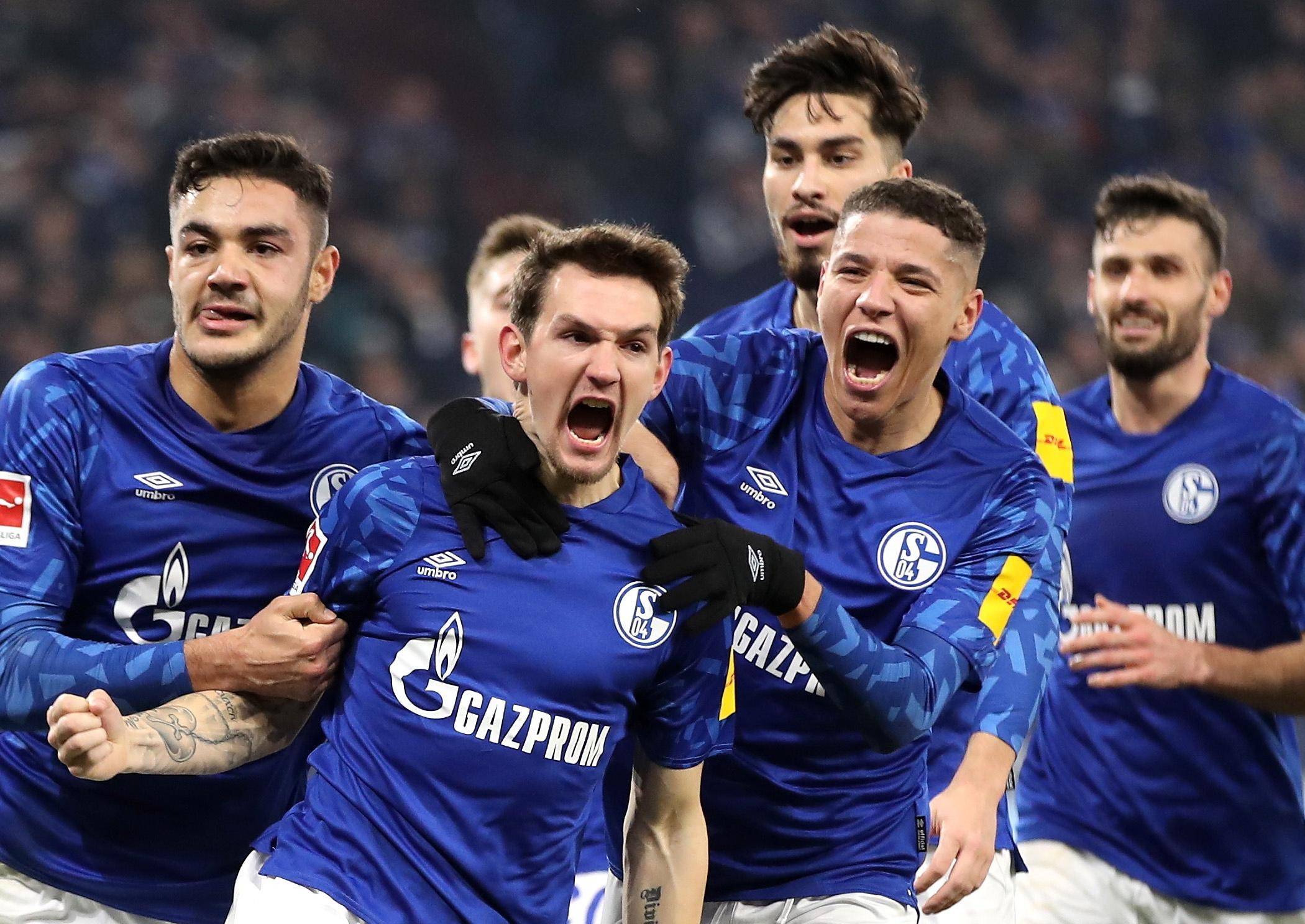 沙尔克主场战胜劲旅,重新回归正轨 沙尔克主场战胜劲旅,重新回归正轨