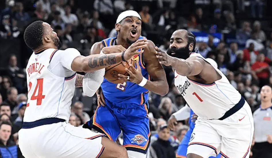 快船硬闯雷霆再度获胜巨大进步 快船硬闯雷霆再度获胜巨大进步