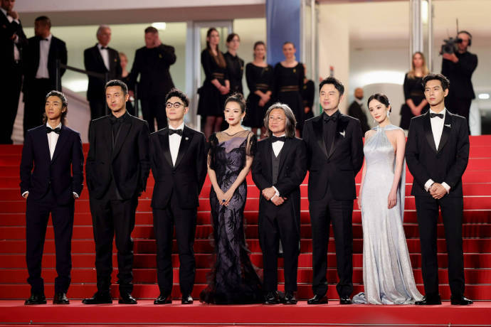 无敌之师,中国足球队征服国际舞台 无敌之师,中国足球队征服国际舞台