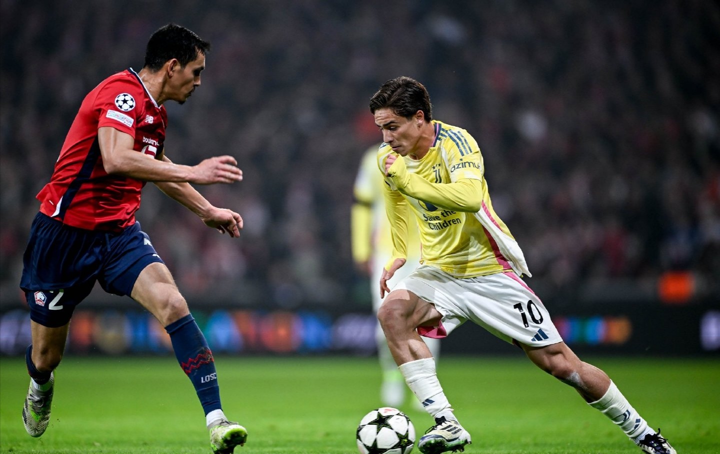 里尔防守成问题,连续两场比赛失分严重 里尔防守成问题,连续两场比赛失分严重