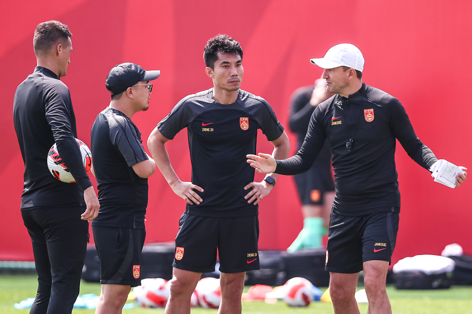 临危受命，新帅带队强势斩获三连胜的简单介绍