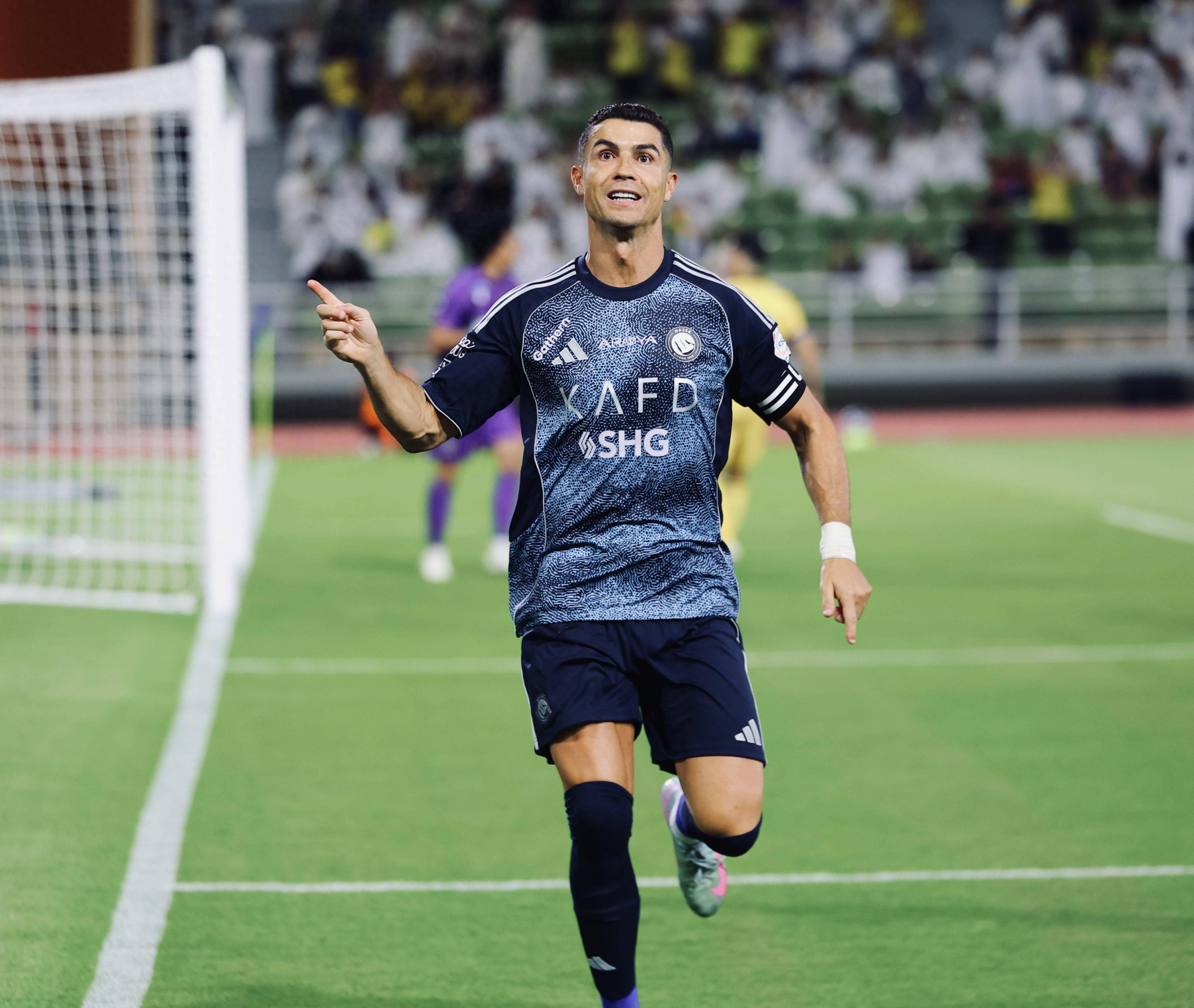 德国横扫瑞士，C罗带队取胜