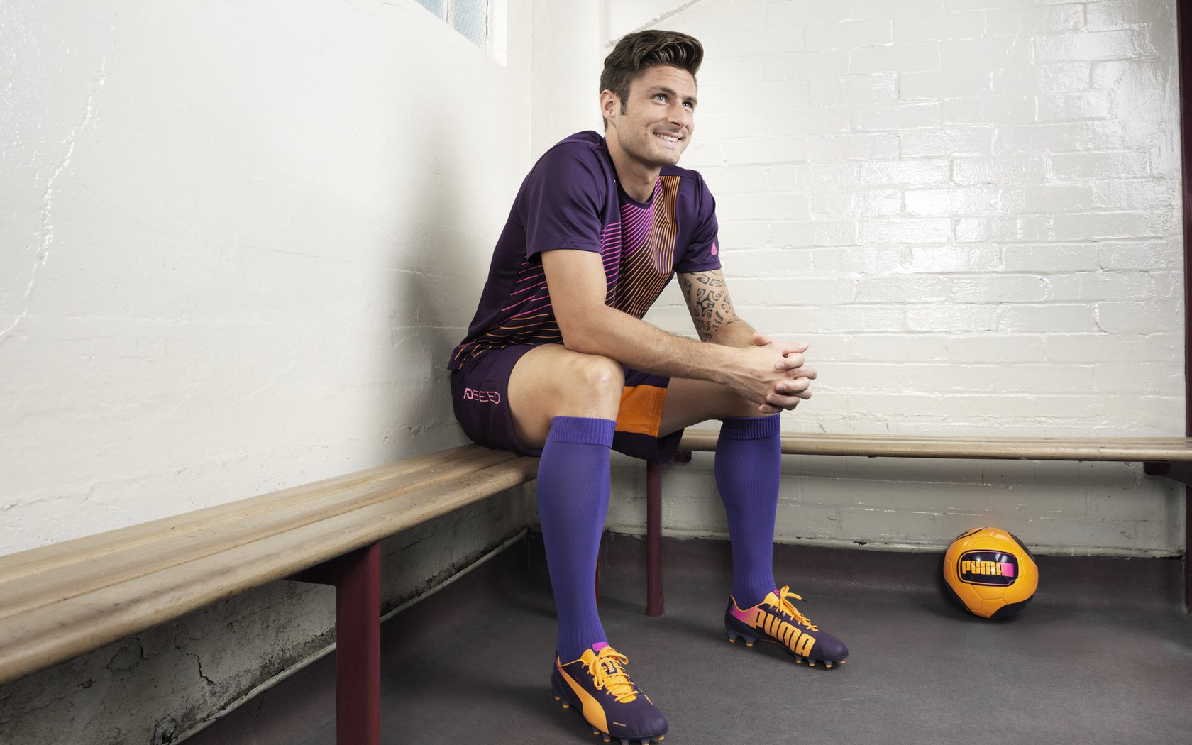 足球回家,战舰远航,林高远率英格兰新大陆横扫奥地利